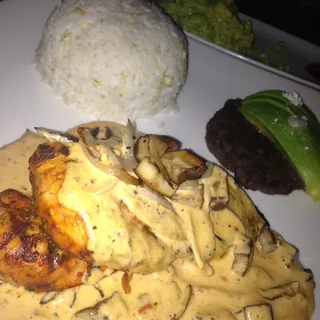 Pollo A La Chipotle