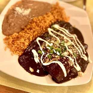 Mole Enchiladas