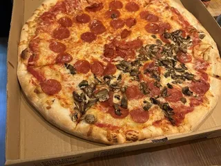 Lorenzo's Pizzeria