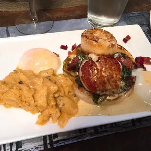 Scallops Benedict