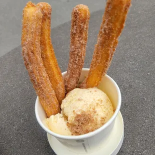 Hot and fresh churros comes with scoop of ice cream