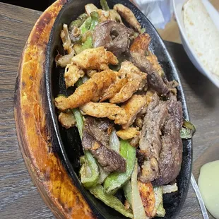 COMBINATION FAJITAS