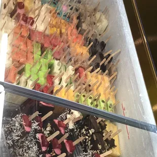 Many flavors of popsicles