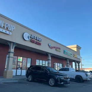 Carmen's Liquor