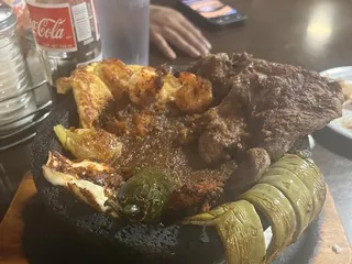 Los Cunados Mexican Grill