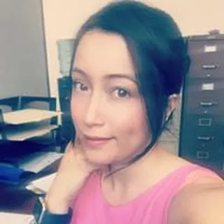 Vanessa R.