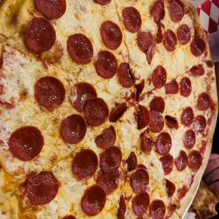 16 inch pizza pepperoni