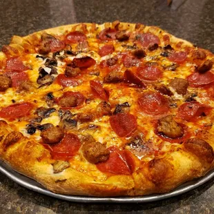 Pepperoni Sausage and lite mushrooms so good!