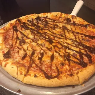Masterful Chicken Pizza