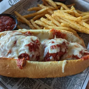 Meatball hoagie, skip the bun, just eat the balls
