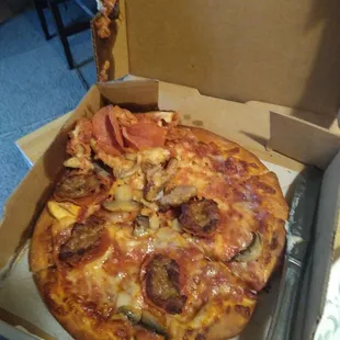 Carmino's is starting to go downhill real fast.  now I'm starting to get my pizzas all to one side of the box.