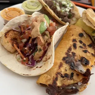 Shrimp taco(A), quesabirria taco(A+), Al pastor taco(A++), suadero taco(B+).