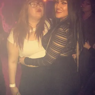 Fun night !! Excuse our drunk faces .¥