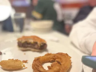 Junior's Restaurant