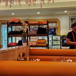 sushi and sashimi, interior