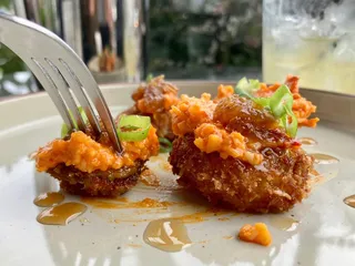 Maple Ave Restaurant