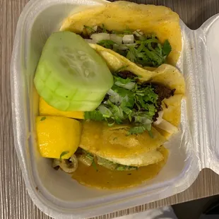 Barbacoa, language, TripAdvisor tacos