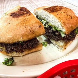 Barbacoa torta $7.99