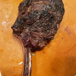 A beautiful Tomahawk Ribeye