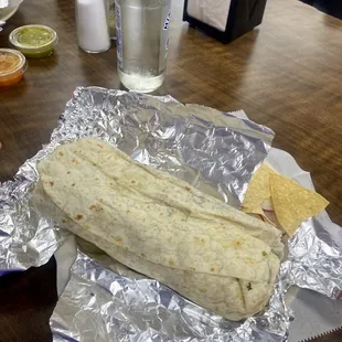 Carnitas burrito