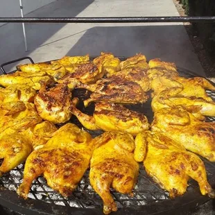 Pollos al carbon