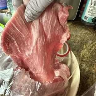 Que es esto? La carne de milanesa nunca e visto que tenga tanta grasa o esas líneas