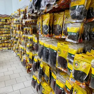 a grocery store aisle