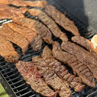 Esta fin de semana fui a comprar tasajo y simplemente quiero dar las gracias por tan buena carne y tienen muy buen servicio al cliente.