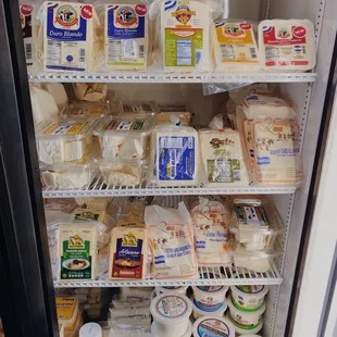 Variety of queso y crema!