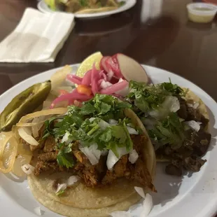 Al pastor y carne asada tacos