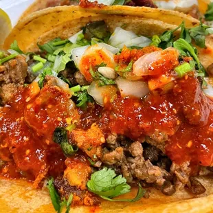 a plate of tacos