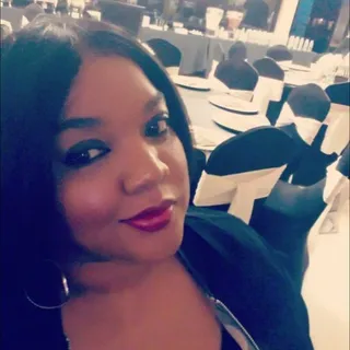 Tiff H.