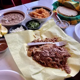 1 lb. carnitas meal