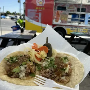 Tacos de carnitas algo bien