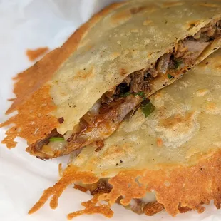 Mulitas Mixtas: Perfect crunchy griddled cheese with pork shoulder, stomach, and skin.