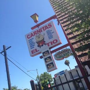 a sign for a restaurant