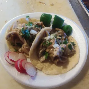 Unos tacazos