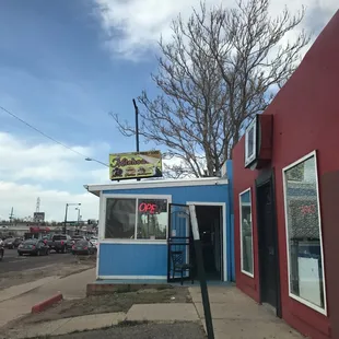 a view of the outside of a restaurant