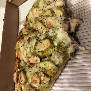 Chicken Pesto x-chicken and Beef, Thick Crust