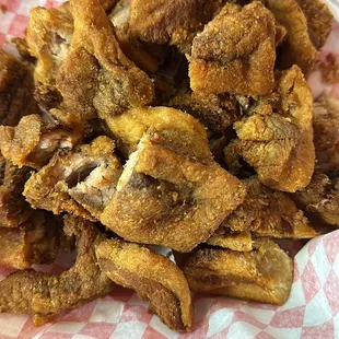 Una libra de chicharrón prensado