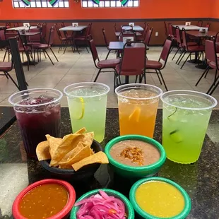 drink, nachos