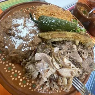 Carnita plate combo