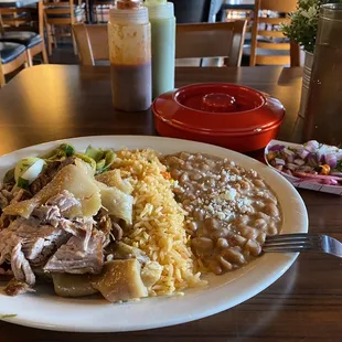 Carnitas plate with nopales