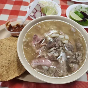 Pozole Blanco con grano