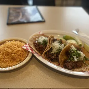 Carnitas y Taqueria La Frontera