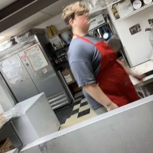This guy makes good pizzas