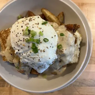 Smothered chicken biscuit