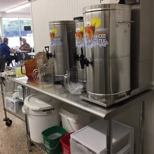 Server drink station