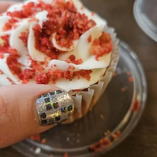 Gluten free strawberry crunch cupcake