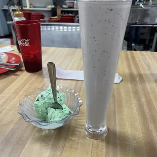 Cookies &amp; Cream Milkshake